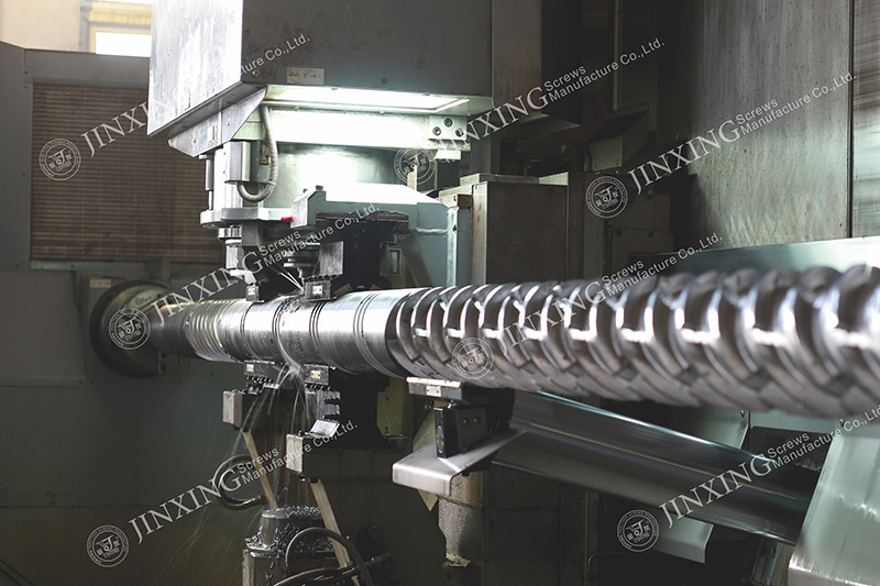 The Role of the Injection Molding Machine Barrel